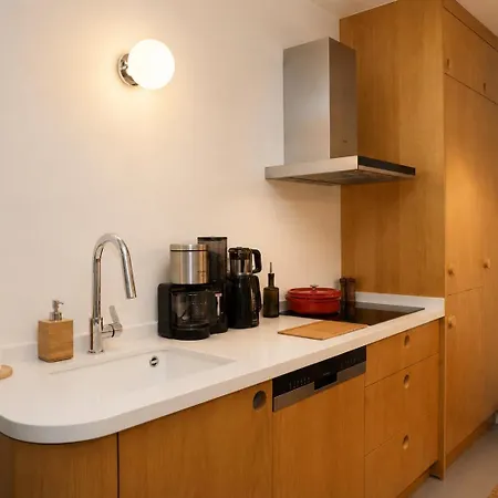 Center Modern Detached House In The Center 펜션